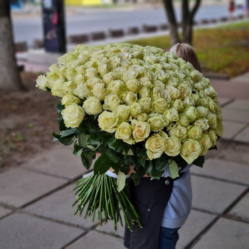 Значение и символика желтых роз ...