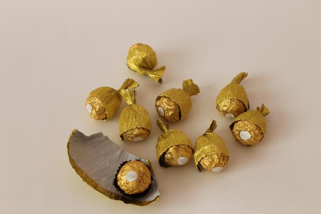 Купила конфеты Ferrero Rocher и сделала ...