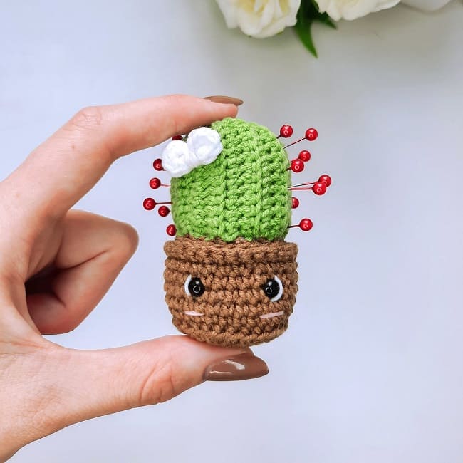 МК: КАКТУС С ЦВЕТКОМ КРЮЧКОМ. ДЕКОР КРЮЧКОМ. CROCHET CACTUS ...