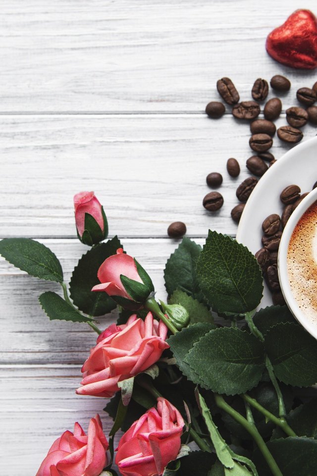 Love Heart Coffee Cups with Roses and ...